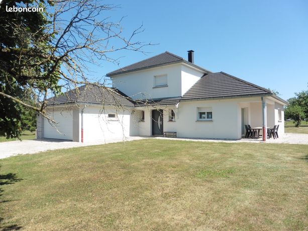 3 bedrooms House in Doubs, France No. 363952