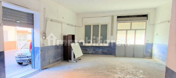 1 room Commercial property in Misterbianco, Italy No. 126084 4