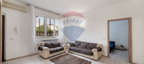 Apartamento de 5 habitaciónes en Trezzano Rosa, Italy No. 339113 2