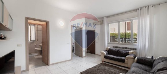 Apartamento de 5 habitaciónes en Trezzano Rosa, Italy No. 339113 3