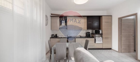 Apartamento de 5 habitaciónes en Trezzano Rosa, Italy No. 339113 20
