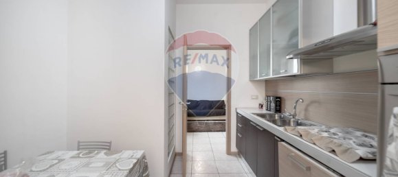 Apartamento de 5 habitaciónes en Trezzano Rosa, Italy No. 339113 6