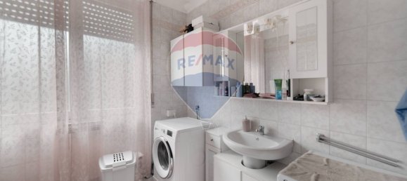Apartamento de 5 habitaciónes en Trezzano Rosa, Italy No. 339113 16