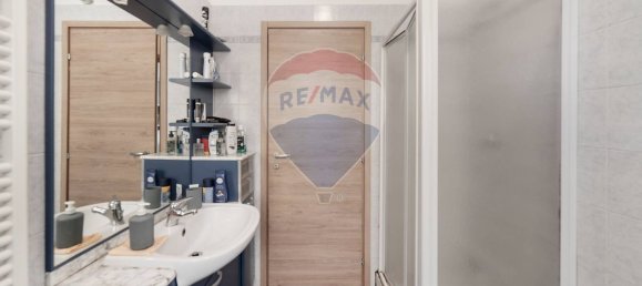 Apartamento de 5 habitaciónes en Trezzano Rosa, Italy No. 339113 8