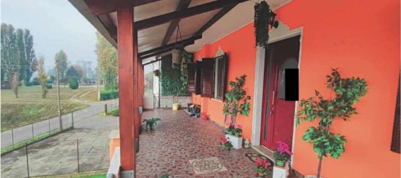 14-Zimmer Wohnung in Castelnovo Bariano, Italy, Nr. 54421 10