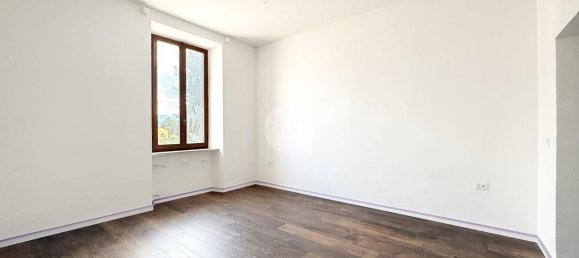 Apartamento T2 em Avezzano, Italy N.º 346909 9