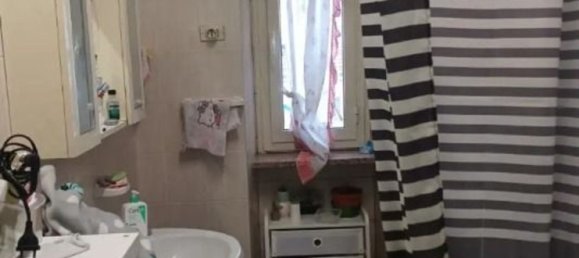 5 rooms Apartment in Turin, Italy No. 49421 12