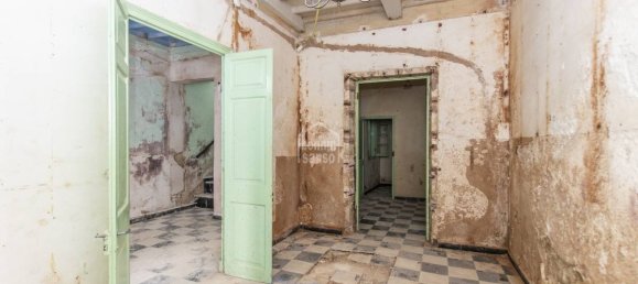 6 Schlafzimmer Stadthaus in Mahon, Spain, Nr. 5563 2