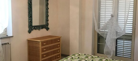 3 rooms Apartment in Catanzaro, Italy No. 278074 2
