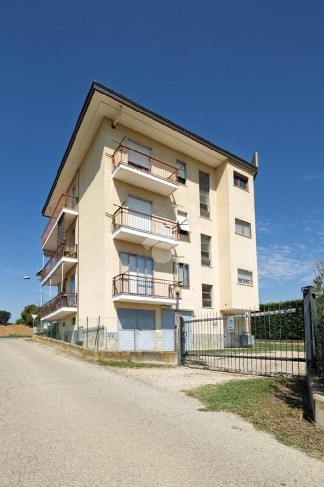 4 غرف نوم شقة في Chieri, Italy رقم 334746