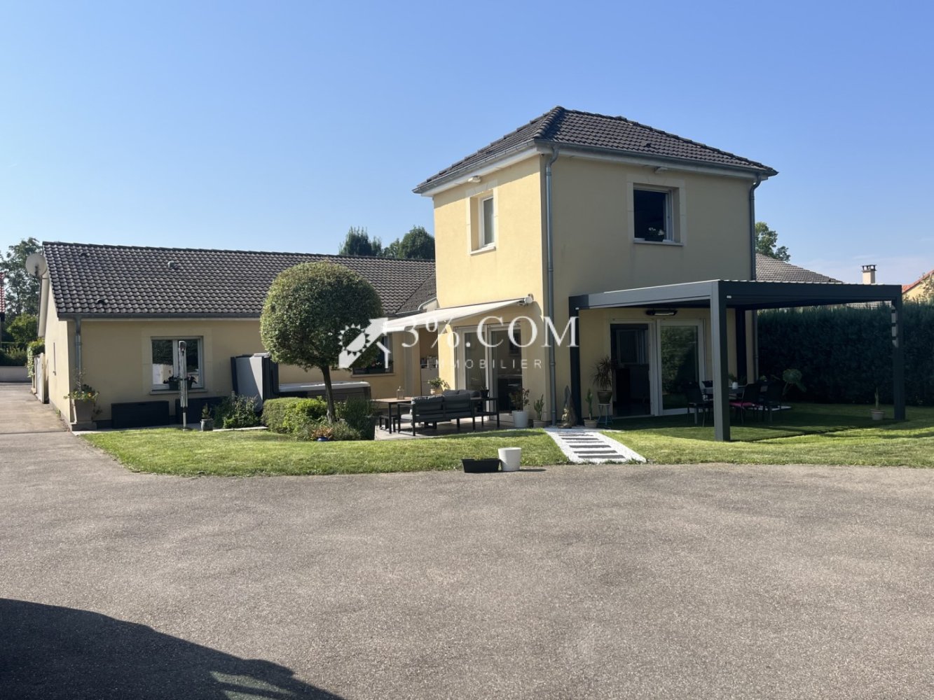 4 bedrooms Villa in Pont-a-Mousson, France No. 245885