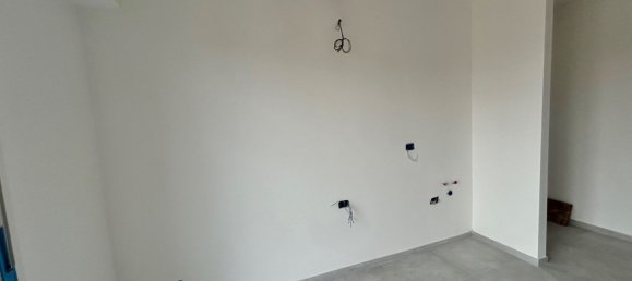 3 rooms Apartment in Florence, Italy No. 49005 14