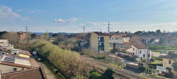 3 rooms Apartment in Florence, Italy No. 49005 5