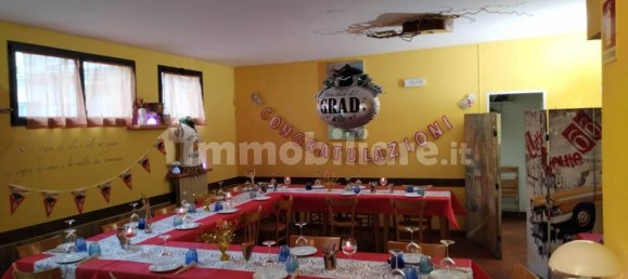 3 rooms Commercial property in Reggio Emilia, Italy No. 211788 5