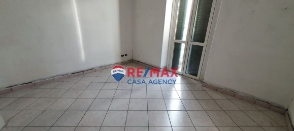 4-Zimmer Wohnung in Varese, Italy, Nr. 73733 8