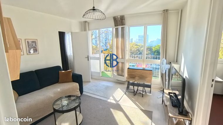 1 bedroom Apartment in L'Ile-Saint-Denis, France No. 354390