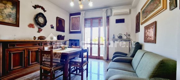 Apartamento de 2 dormitorios en Scandiano, Italy No. 374287 7