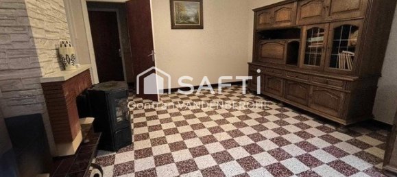 4 bedrooms House in Eperlecques, France No. 51707 9