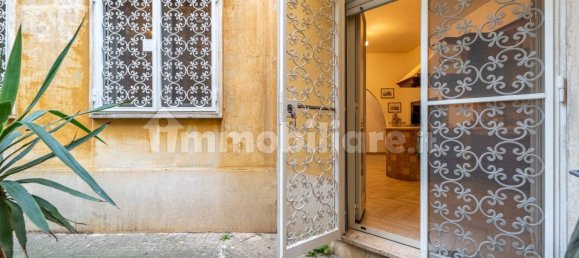 2 bedrooms Apartment in Rome, Italy No. 17887 10