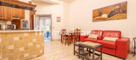 2 bedrooms Apartment in Rome, Italy No. 17887 4