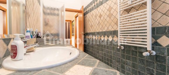 2 bedrooms Apartment in Rome, Italy No. 17887 27