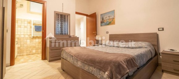 2 bedrooms Apartment in Rome, Italy No. 17887 15