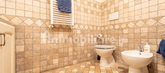 2 bedrooms Apartment in Rome, Italy No. 17887 17