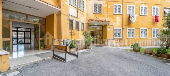 2 bedrooms Apartment in Rome, Italy No. 17887 29