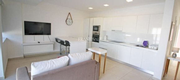 2 bedrooms Penthouse in Sliema, Malta No. 6730 2