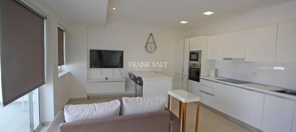 2 bedrooms Penthouse in Sliema, Malta No. 6730 4