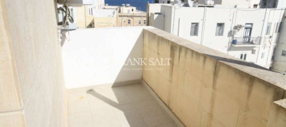 2 bedrooms Penthouse in Sliema, Malta No. 6730 11