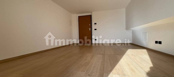 Studio in Albano Laziale, Italy No. 209357 8