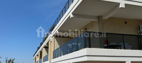 Studio in Albano Laziale, Italy No. 209357 4