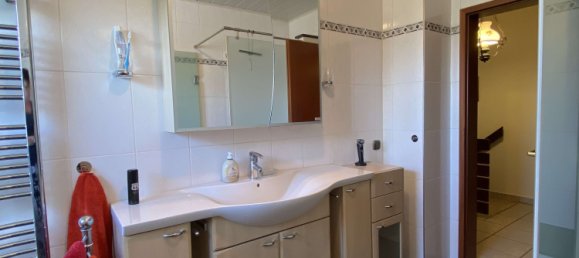 3 bedrooms Bungalow in Wiesbaden, Germany No. 318934 10