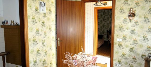 10 rooms House in Ancona, Italy No. 79523 13