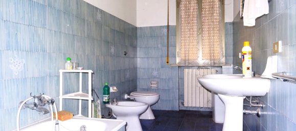 10 rooms House in Ancona, Italy No. 79523 7