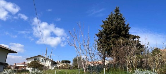 560m² Land in Cattolica, Italy No. 211230 6