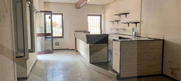 Apartamento de 4 habitaciónes en Vicenza, Italy No. 18547 3