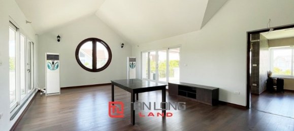 5 bedrooms Villa in Long Bien, Vietnam No. 549 16