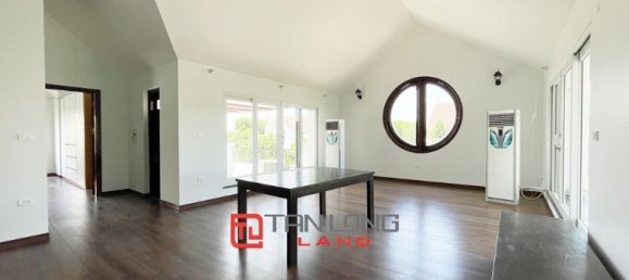 5 bedrooms Villa in Long Bien, Vietnam No. 549 15