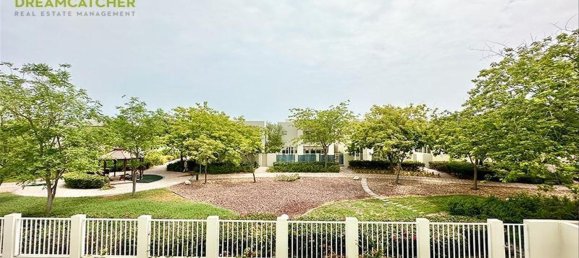 4 bedrooms Villa in Mina Al Arab, UAE No. 34934 15