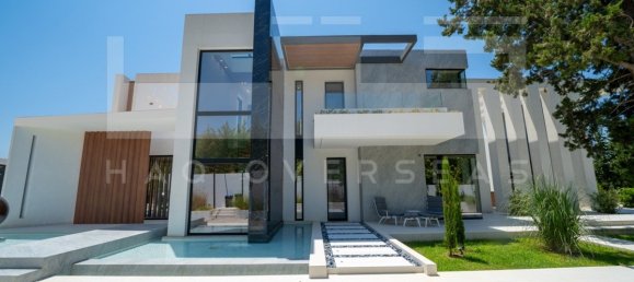 6 bedrooms Villa in Chania, Greece No. 358 16