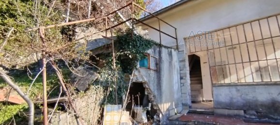 4 Schlafzimmer Haus in Uscio, Italy, Nr. 364686 28