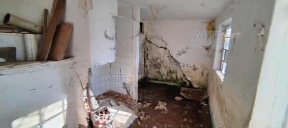 4 Schlafzimmer Haus in Uscio, Italy, Nr. 364686 11