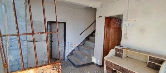 4 Schlafzimmer Haus in Uscio, Italy, Nr. 364686 4