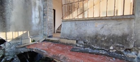 4 Schlafzimmer Haus in Uscio, Italy, Nr. 364686 12