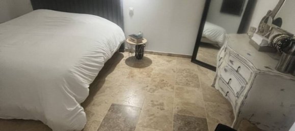 Casa de 4 dormitorios en Lauris, France No. 328051 4