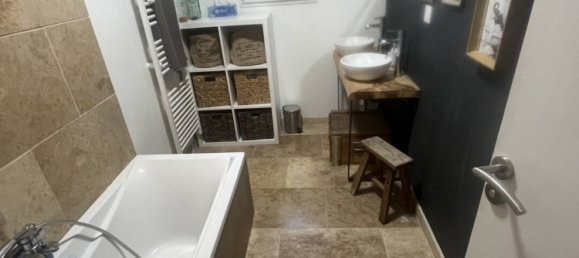 Casa de 4 dormitorios en Lauris, France No. 328051 7