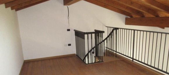 6 rooms House in Rognano, Italy No. 146840 15