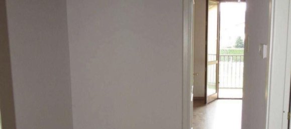 6 rooms House in Rognano, Italy No. 146840 11